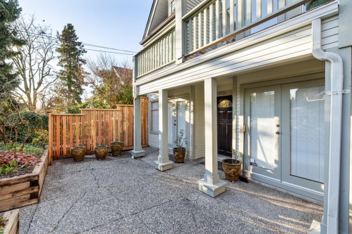 2723 1St Avenue W, Vancouver, BC 