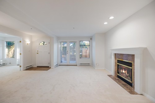 2723 1St Avenue W, Vancouver, BC 