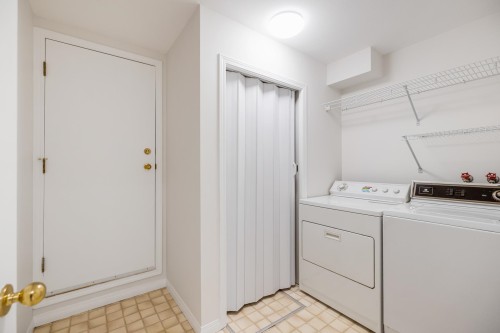 2723 1St Avenue W, Vancouver, BC 