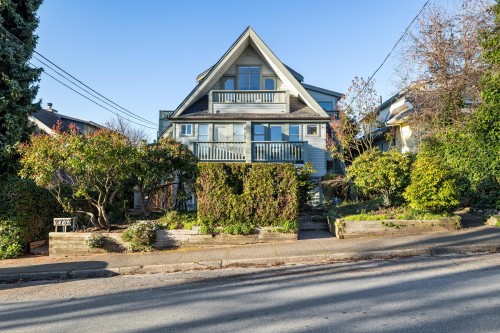 2723 1St Avenue W, Vancouver, BC 