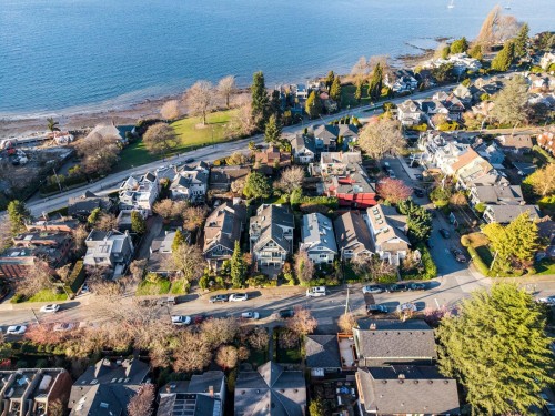 2723 1St Avenue W, Vancouver, BC 