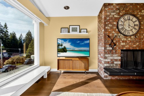 981 Kinsac Street, Coquitlam, BC 