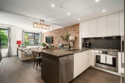 6-83 Moody Street  Port Moody, BC V3H 0K7