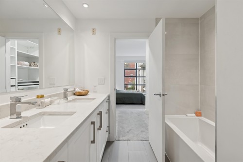 2288 Redbud Lane, Vancouver, BC 