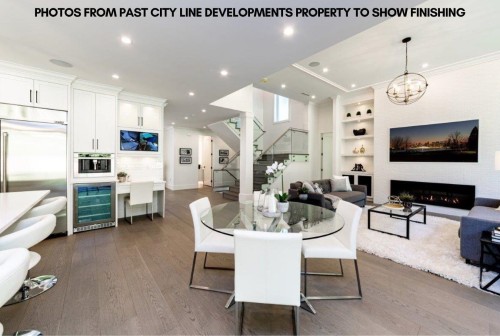 755 12Th Street E, North Vancouver, BC 