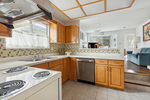 729 62Nd Avenue W, Vancouver, BC 