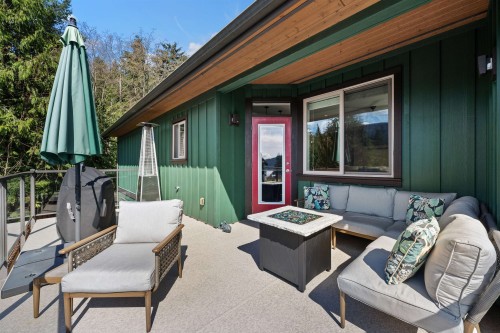 746 Upper Crescent, Squamish, BC 