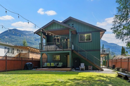 746 Upper Crescent, Squamish, BC 
