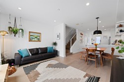 215-311 16th Avenue EVancouver, BC V5T 2T7