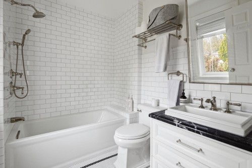 1749 38Th Avenue W, Vancouver, BC 