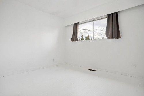 585 65Th Avenue W, Vancouver, BC 