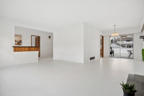 585 65Th Avenue W, Vancouver, BC 