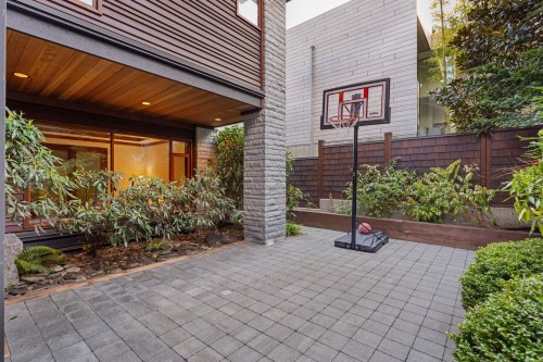 3673 Sunset Lane, West Vancouver, BC 