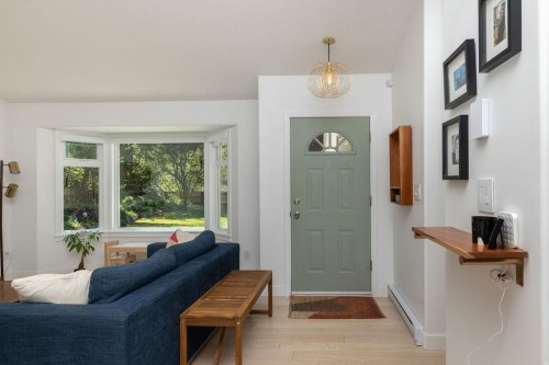 5700 Trident Avenue, Sechelt, BC 