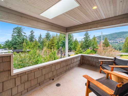 5478 Greenleaf Road, West Vancouver, BC 