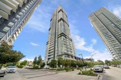 3202-6700 Dunblane Avenue Burnaby, BC V5H 0J3