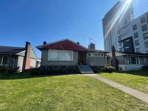 426 41St Avenue W, Vancouver, BC 