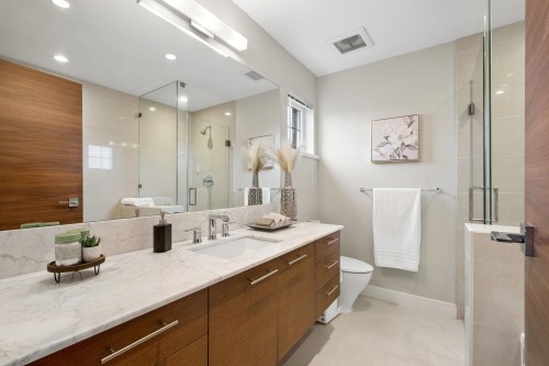 5423 Willow Street, Vancouver, BC 