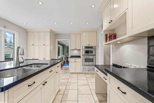 5790 Alma Street, Vancouver, BC 