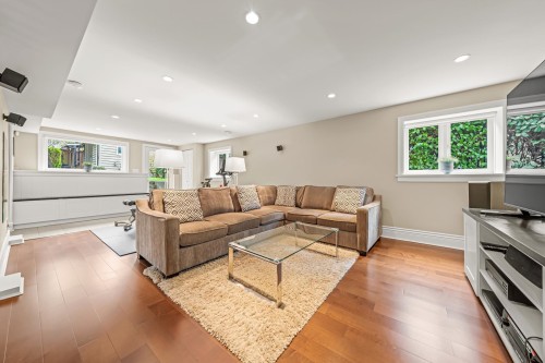5790 Alma Street, Vancouver, BC 