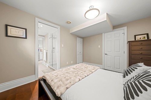 5790 Alma Street, Vancouver, BC 