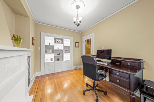 5790 Alma Street, Vancouver, BC 