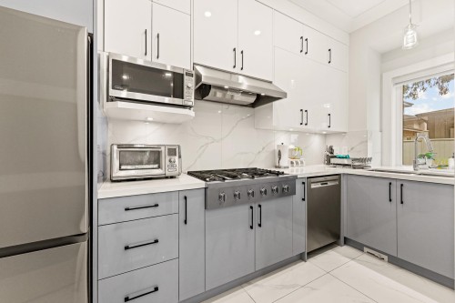 6699 Azure Road, Richmond, BC 
