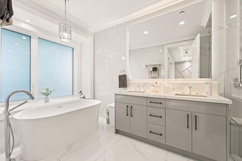 6699 Azure Road, Richmond, BC 