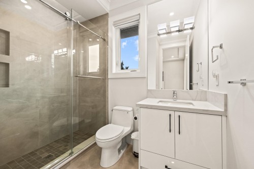 6699 Azure Road, Richmond, BC 