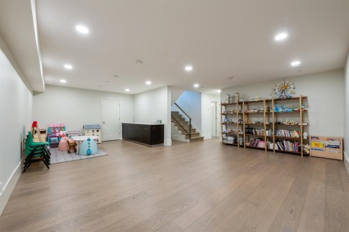 6109 Highbury Street, Vancouver, BC 