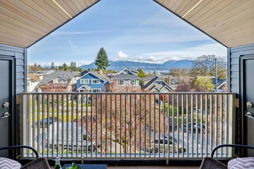 1-3642 West 20Th Avenue, Vancouver, BC 