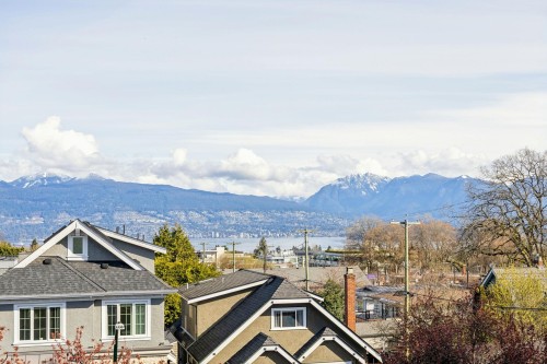 1-3642 West 20Th Avenue, Vancouver, BC 