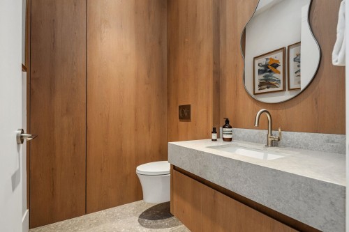 1-3642 West 20Th Avenue, Vancouver, BC 