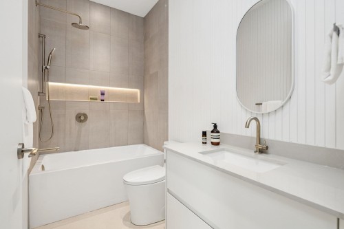 1-3642 West 20Th Avenue, Vancouver, BC 