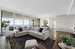 5605-1955 Alpha Way Burnaby, BC V5C 0K6