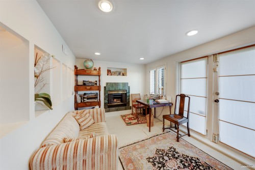 670 Montroyal Boulevard, North Vancouver, BC 