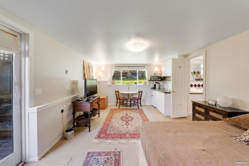 670 Montroyal Boulevard, North Vancouver, BC 