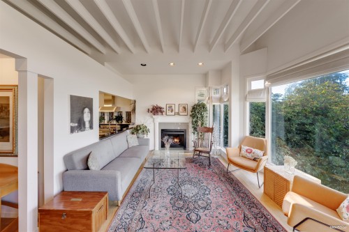 670 Montroyal Boulevard, North Vancouver, BC 