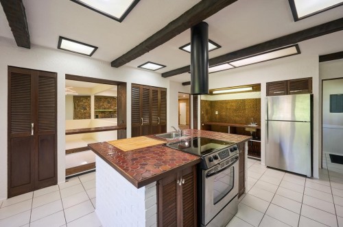 23755 128 Crescent, Maple Ridge, BC 