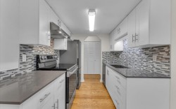 104-1641 Woodland Drive  Vancouver, BC V5L 3S9