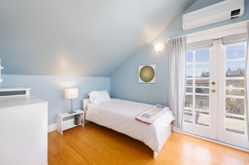 4491 Harriet Street, Vancouver, BC 