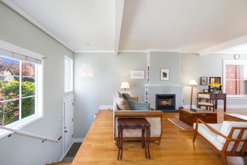 4491 Harriet Street, Vancouver, BC 