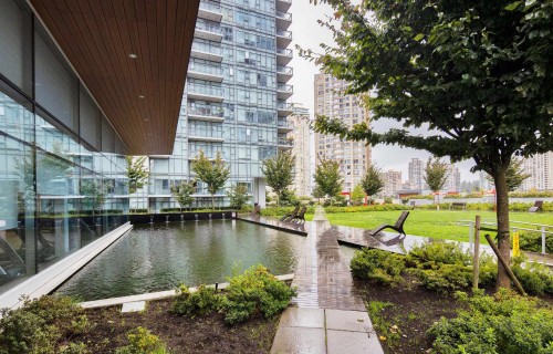 5101-4670 Assembly Way, Burnaby, BC 