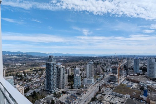 5101-4670 Assembly Way, Burnaby, BC 