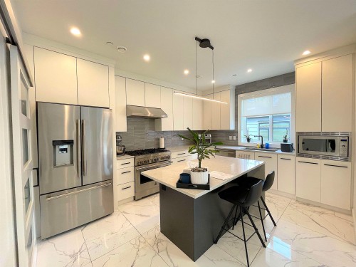 1633 Marine Drive Se, Vancouver, BC 