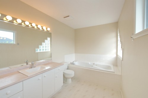 6343 Crescent Place, Delta, BC 