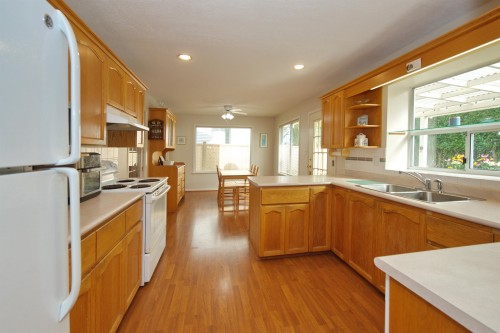 6343 Crescent Place, Delta, BC 