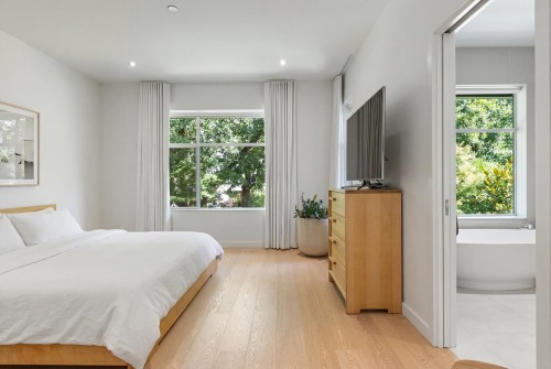 3156 13Th Avenue W, Vancouver, BC 