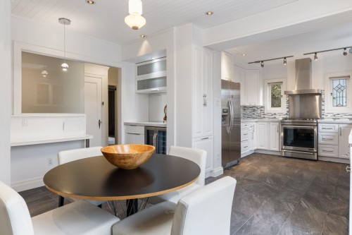 2907 30Th Avenue W, Vancouver, BC 