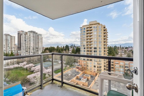 1209-3588 Crowley Drive  Vancouver, BC V5R 6H3